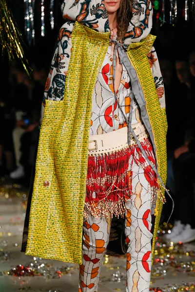 Look 36